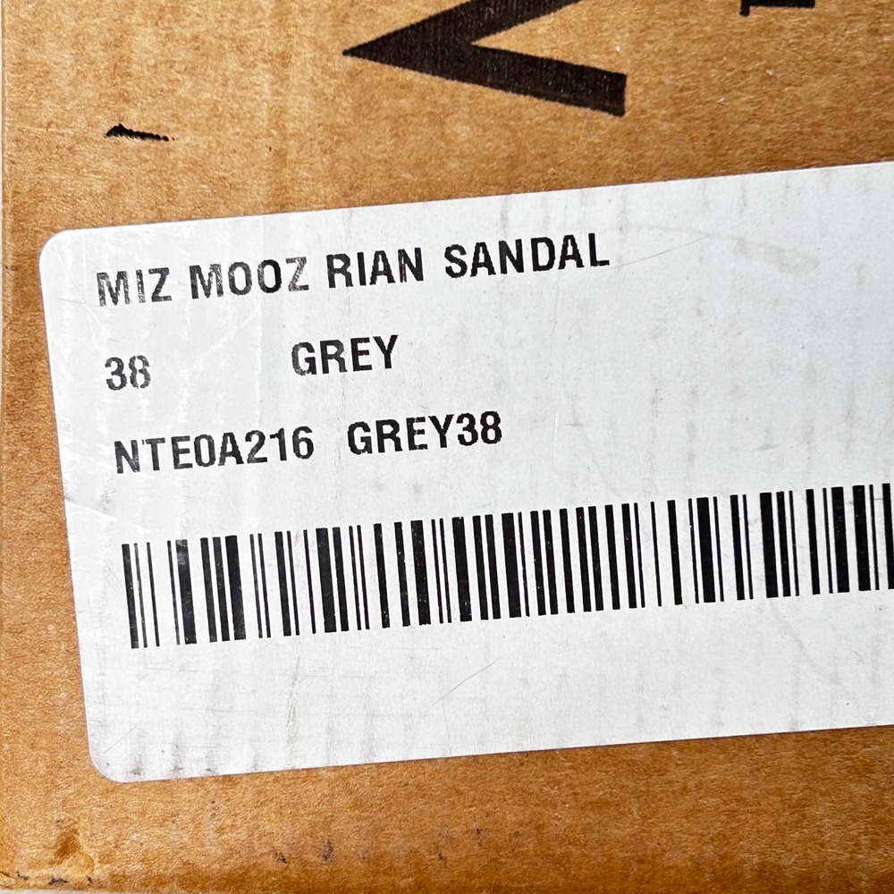 Miz Mooz Rian Sandal Grey Leather Flat Toe Ring Ankle Strap Women Size 38 - Picture 6 of 10